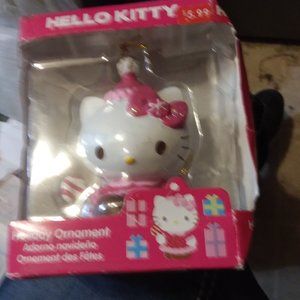 NEW IN BOX HELLO KITTY HOLIDAY ORNAMENT